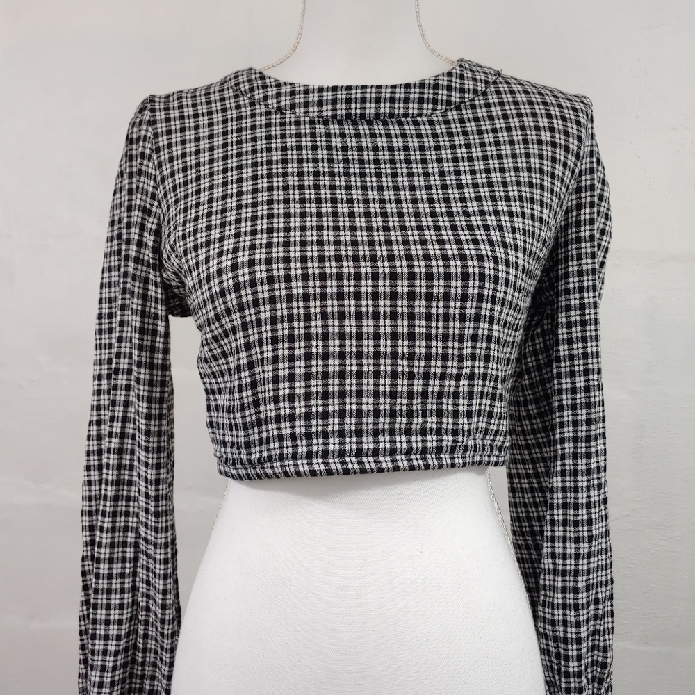JAPNA LONG SLEEVE CROP TOP (a427) - Picture 8 of 14